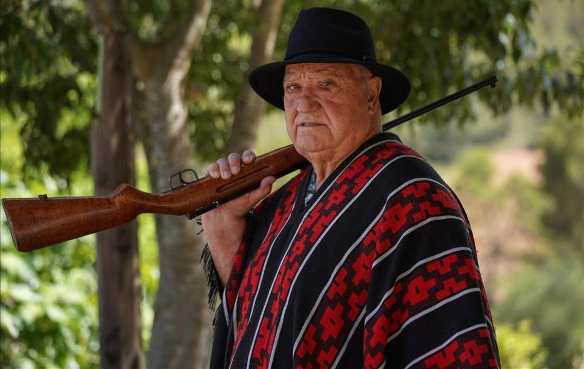 Alberto Gadea, ataviado como actor especialista en westerns.