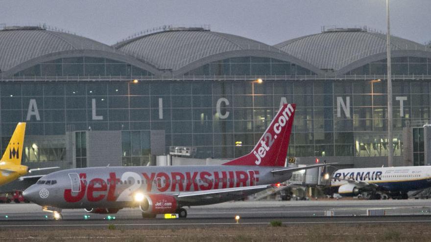 El tráfico aéreo crece un 40% en cuatro años en el aeropuerto de Alicante-Elche