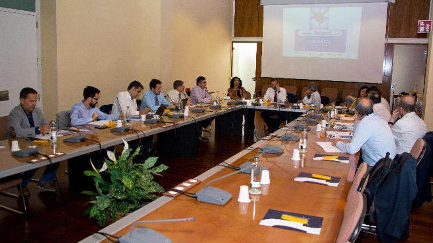 Reunión de los representantes de las universidades de la Macaronesia en la sede de la ULPGC.