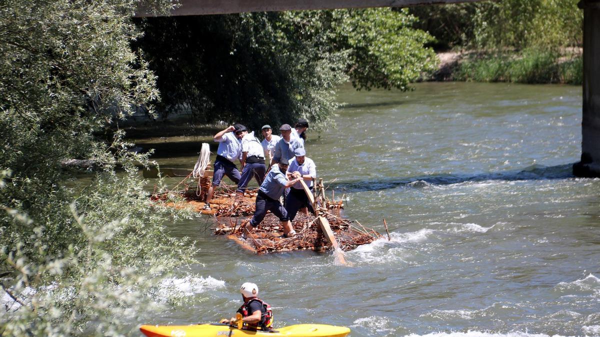 Un rai durante el descenso en la Noguera Pallaresa