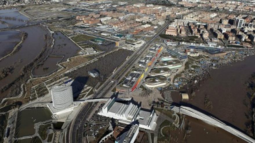 El desbordamiento del Ebro deja un desolador paisaje