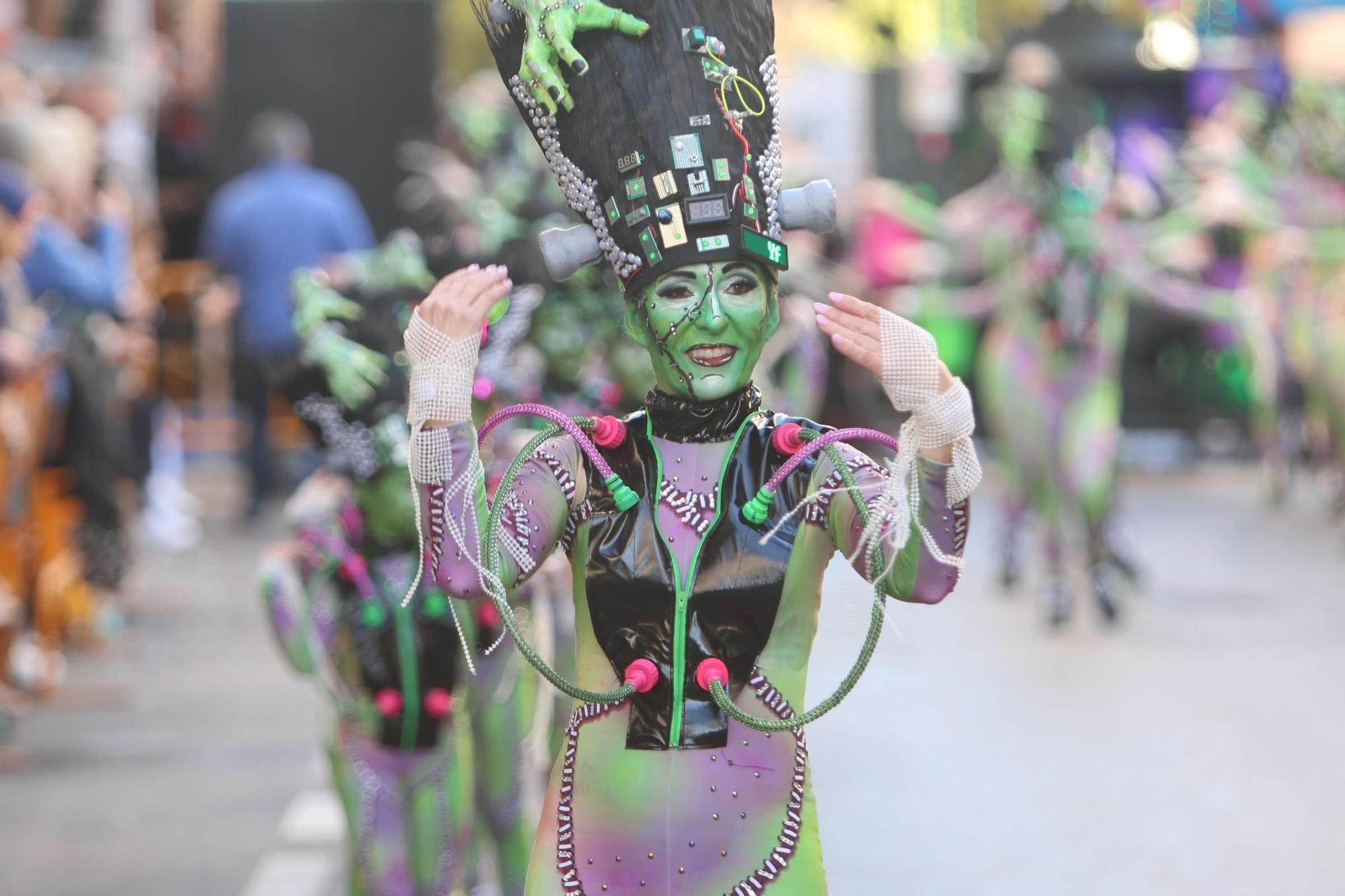 Las mejores imágenes del desfile concurso de Carnaval de Torrevieja 2024 están aquí