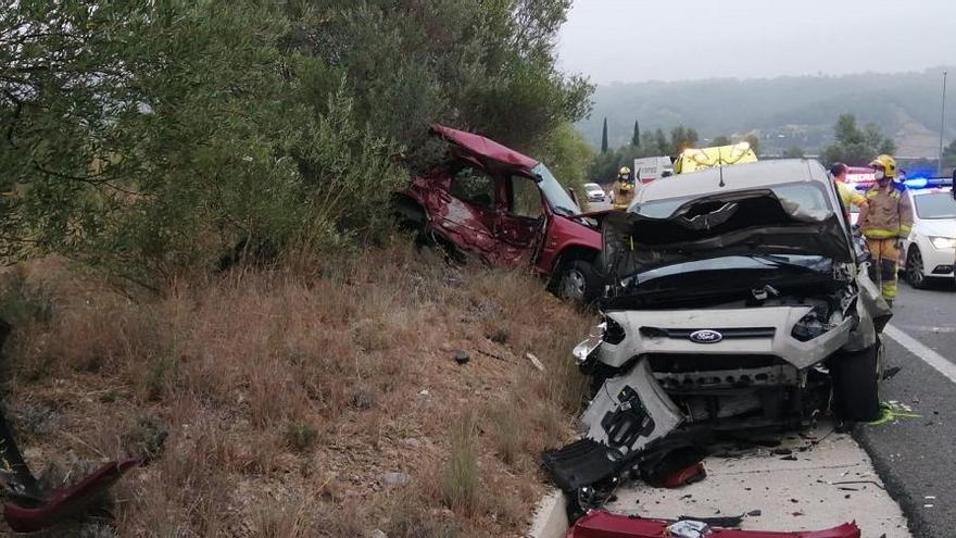 Accident del dissabte 10 d&#039;octubre a la C-55 a Abrera, en què va morir una jove de 26 anys