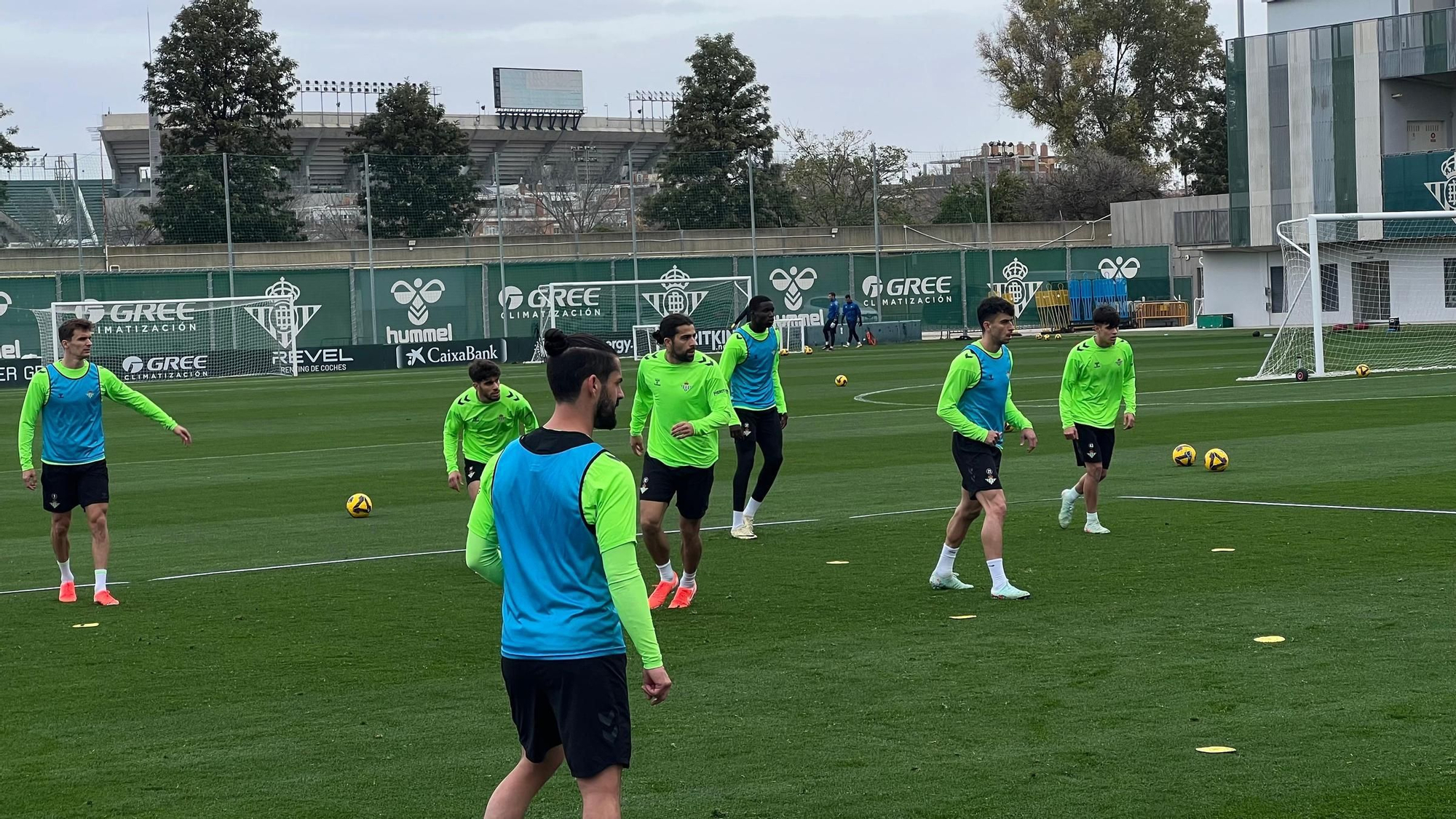 Las imágenes del segundo entrenamiento de Antony con el Betis
