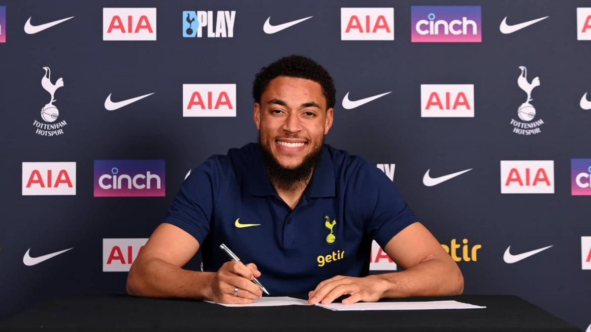 Danjuma ya es nuevo jugador del Tottenham hasta junio.