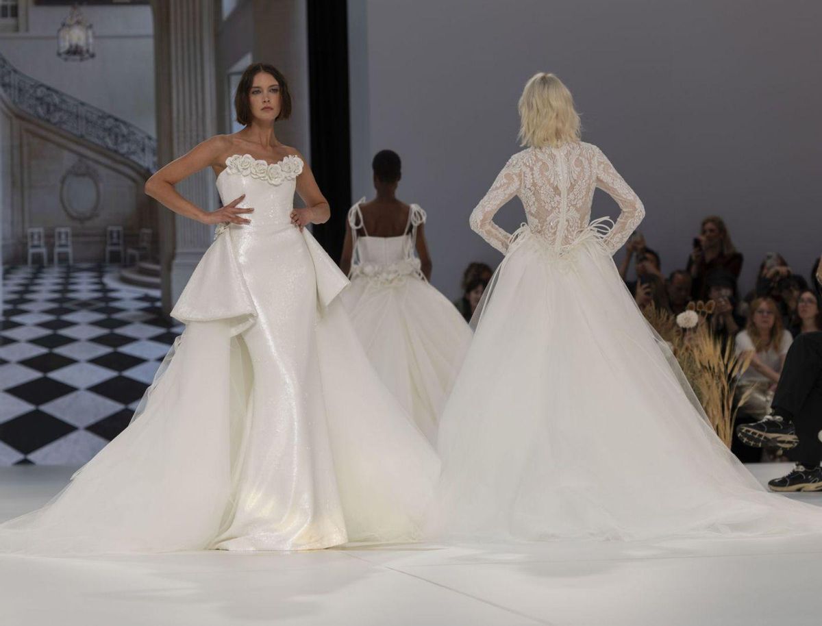 Les núvies artesanals de Yolancris enlluernen a la Barcelona Bridal Les núvies artesanals de Yolancris enlluernen a la Barcelona Bridal
