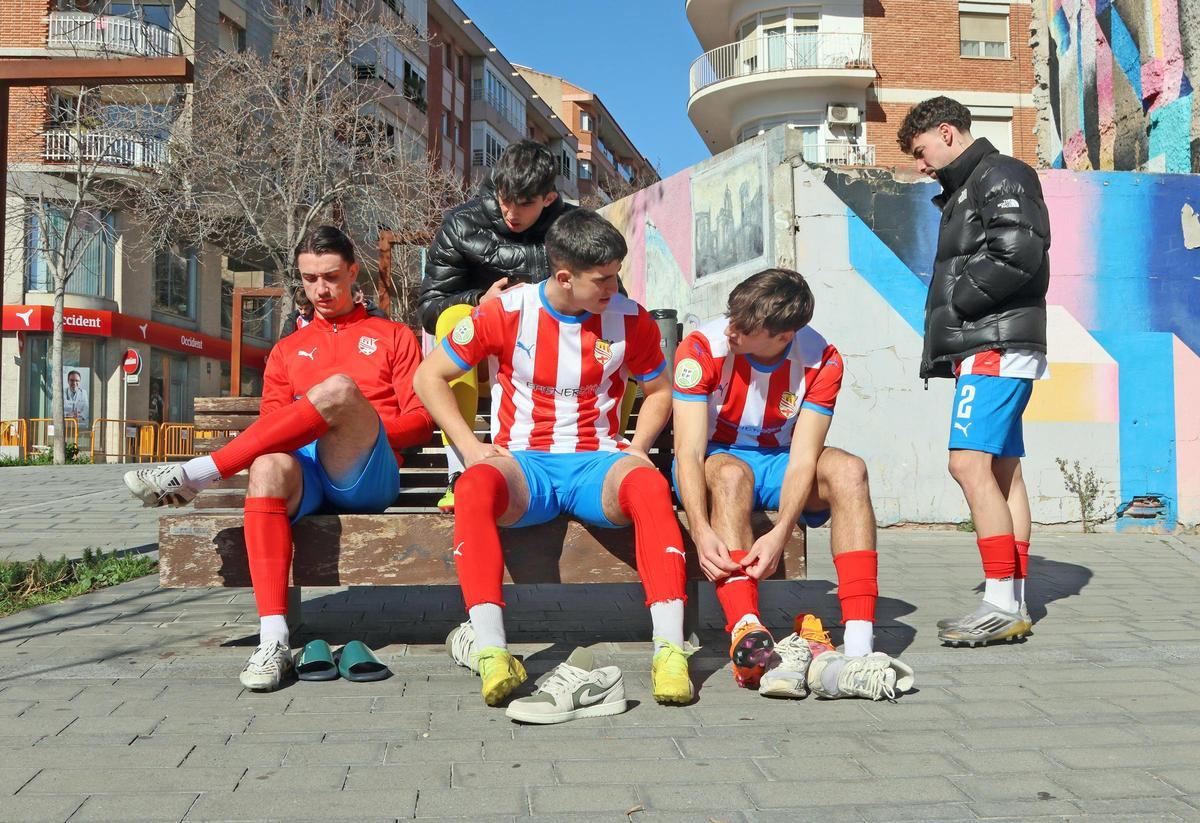 Imatges de la sessió fotogràfica a la Seu del Centre d'Esports Manresa