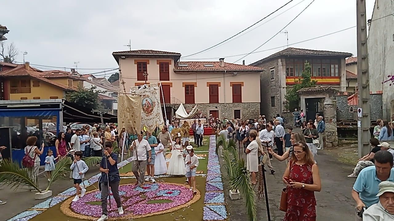 Fiesta sacramental en Cue (Llanes)