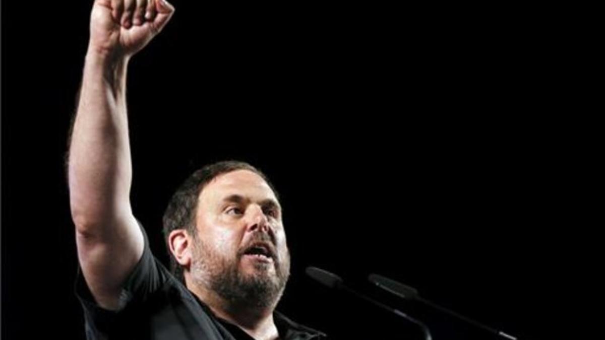 Junqueras, durante su intervención en el acto de presentación de los candidatos de Junts pel Sí, en Arc de Triomf, el pasado 28 de septiembre.