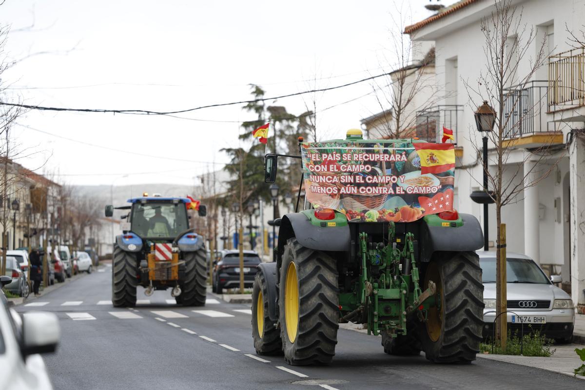 Las organizaciones agrarias Asaja, COAG y UPA convocan una marcha de tractores en la Comunidad de Madrid
