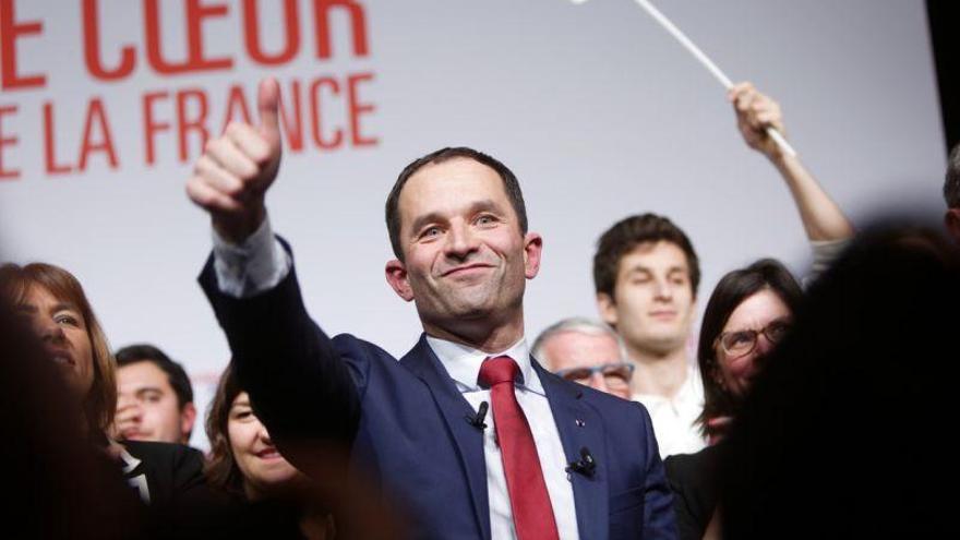 El crítico Hamon, favorito para ganar las primarias socialistas en Francia