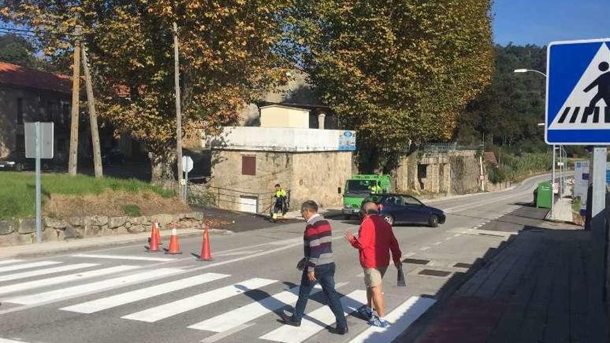 Nuevo paso de peatones en As Angustias. // FdV