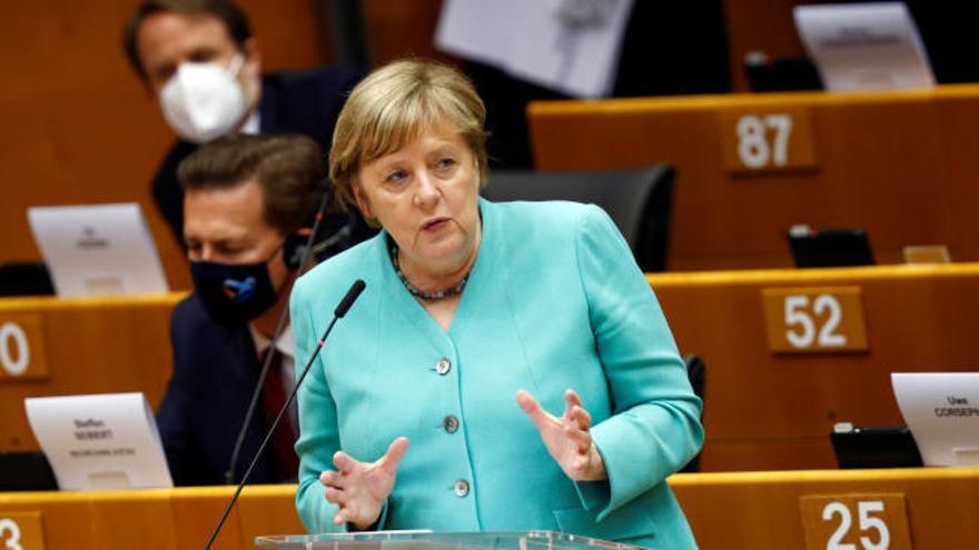 Angela Merkel defiende el proyecto europeo como única salida a la crisis de la COVID-19