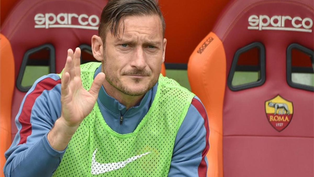 Totti afronta sus últimos meses como futbolista de la Roma