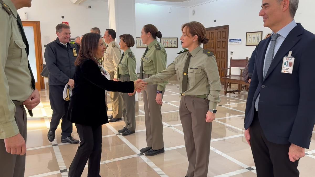Recepción de la ministra Margarita Robles en el hospital Militar de Zaragoza.