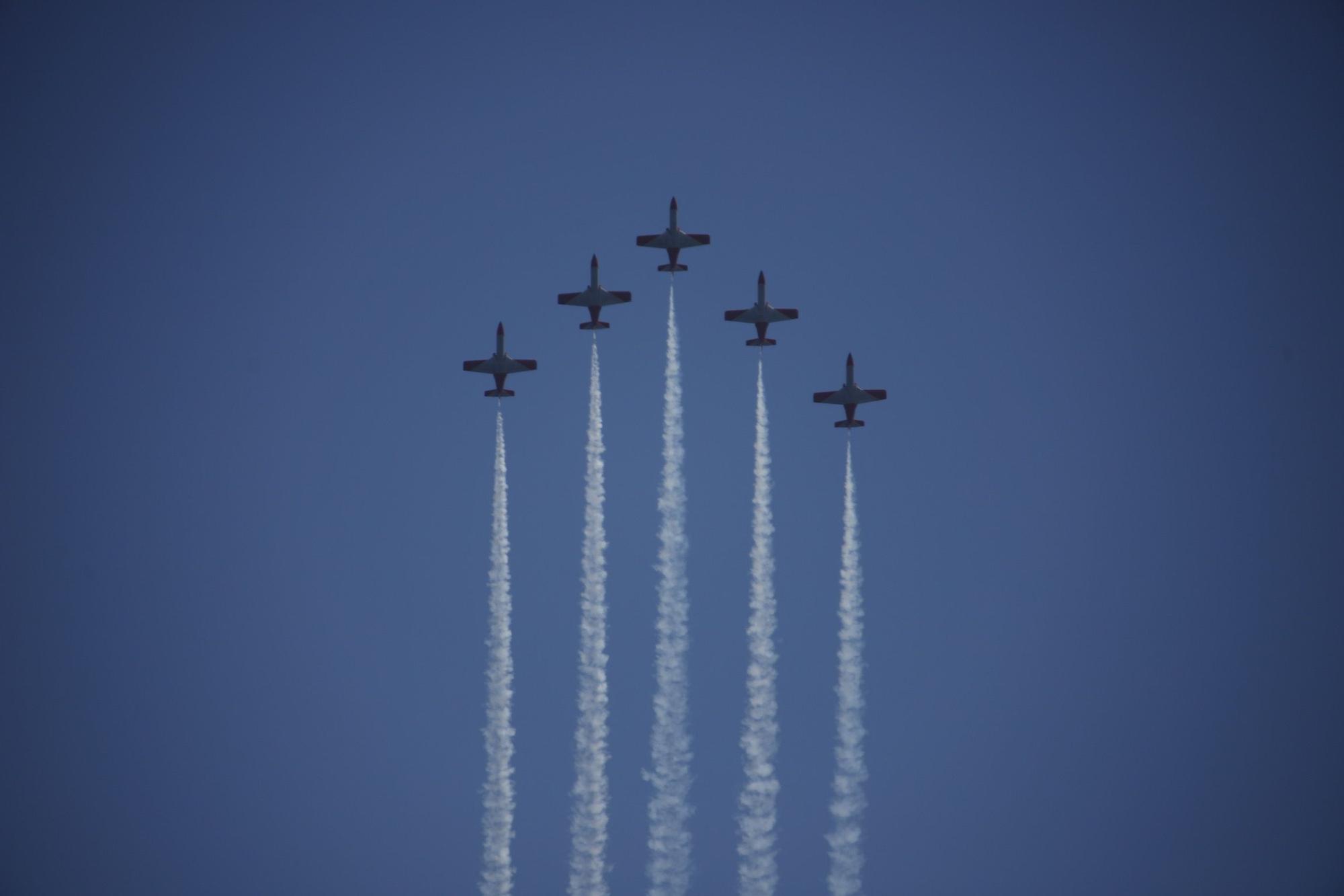 Espectáculo aéreo de Patrulla Águila en Málaga