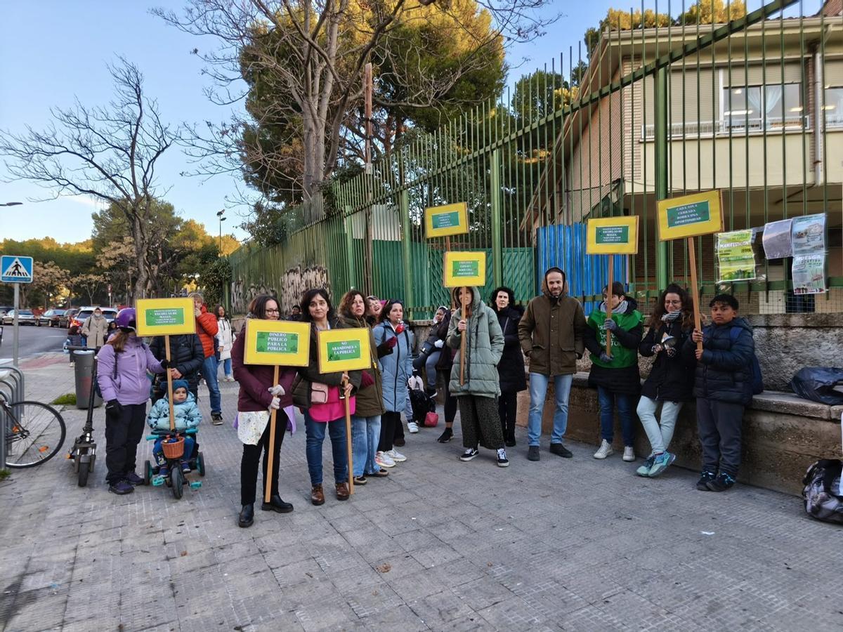 Concentraciones en los centros en la segunda jornada de huelga ...