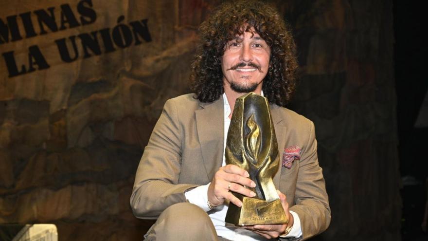Jesús Corbacho: &quot;Me considero un aficionado, y eso me da la libertad de sentirme libre al cantar&quot;