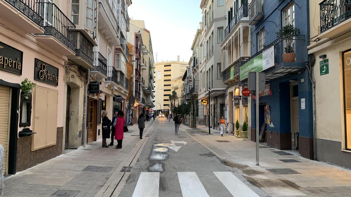 La calle Álamos, libre de obras.