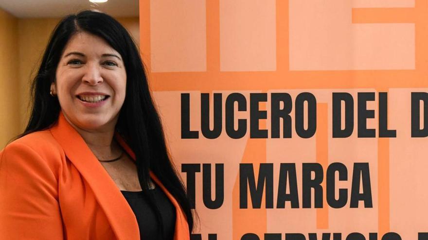 La profesional en un congreso de marketing en las salas polivalentes del Ramos Carrión.