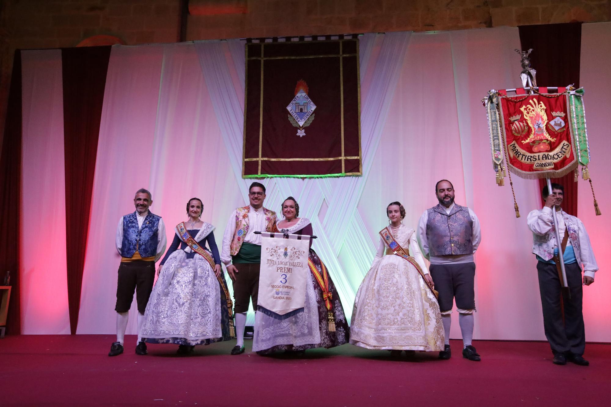 Todas las fotos de la entrega de premios falleros de Gandia