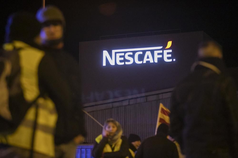 Jornada de vaga a la fàbrica de Nestlé a Girona