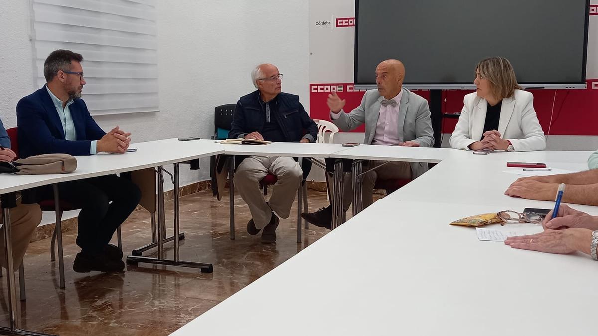 Reunión de Antonio Hurtado y José Antonio Romero con la federación de mayores de CCOO.