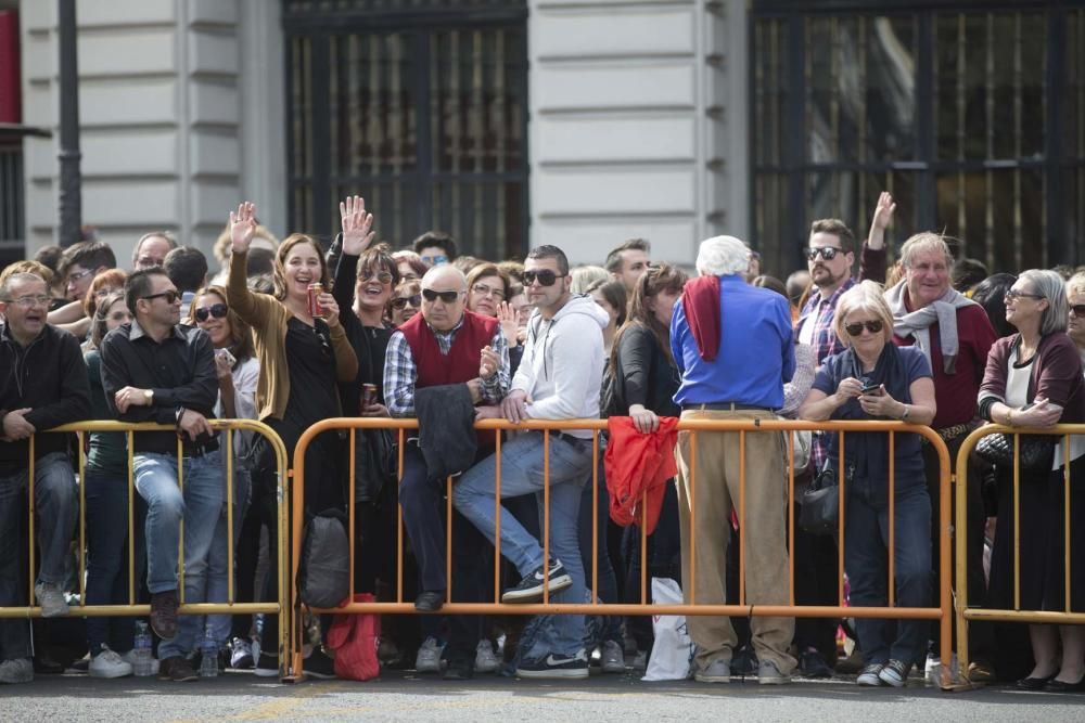 Búscate en la mascletà