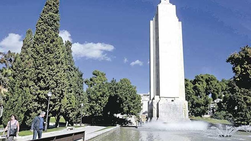 Das umstrittene Mahnmal aus der Franco-Zeit.