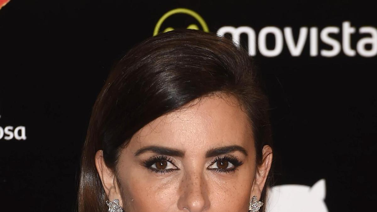 La belleza de Penélope Cruz en los Premios Feroz 2016