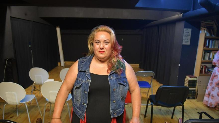 Tres trabajadoras sexuales ofrecen una charla en A Coruña sobre prostitución y violencia: "Luchamos para una ley que nos permita terminar con los abusos laborales"