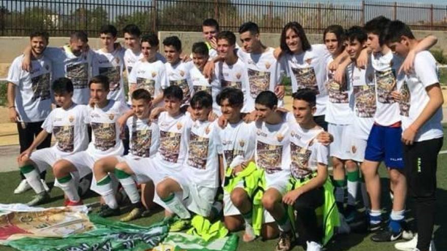 Homenaje al equipo cadete Brave por su título de Liga