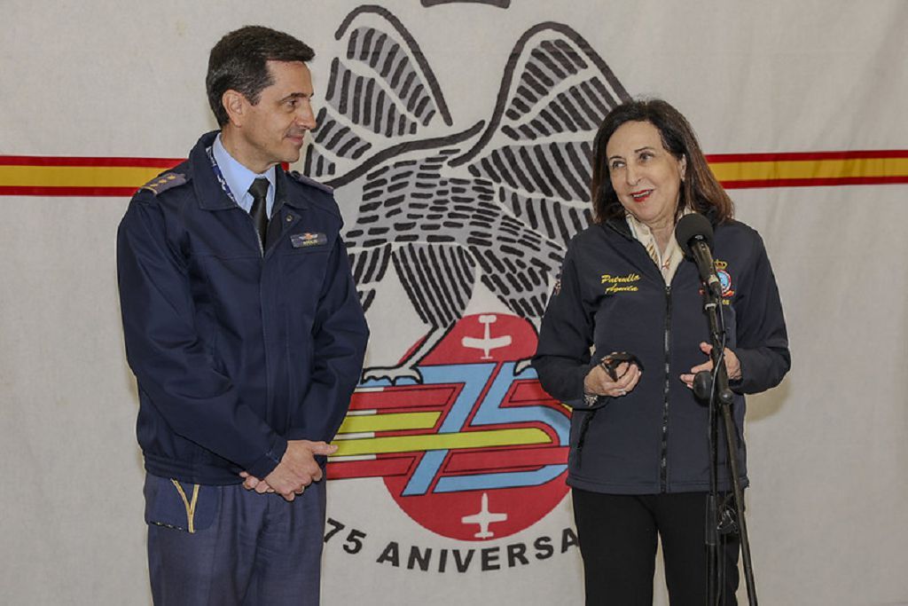 Todas las imágenes de la visita de la ministra de Defensa a la Academia General del Aire de San Javier