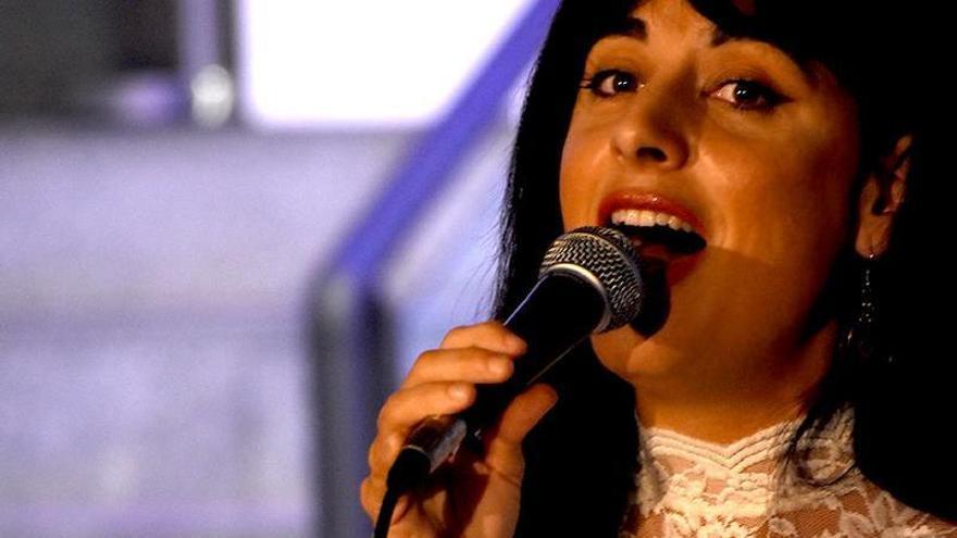 La cantante Amalia Toboso. La cantante Amalia Toboso.