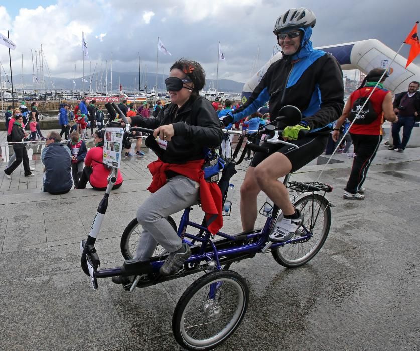 Alrededor de 1.500 personas personas participaron esta mañana en una carrera de obstáculos adaptada para corredores con discapacidad