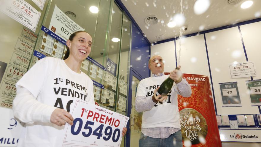 Una gijonesa gana el Gordo al comprar un décimo por internet con su fecha de nacimiento