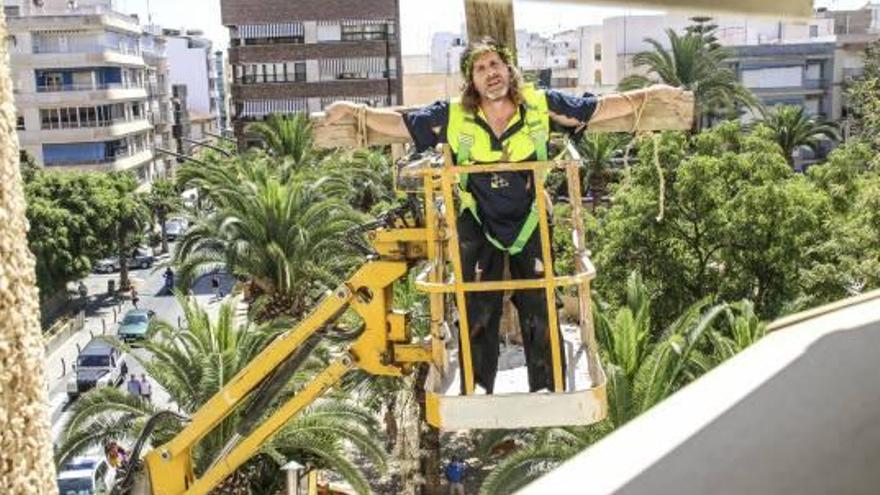 La Subdelegación prohíbe el corte de una calle para una protesta de la Policía Local el día del pleno