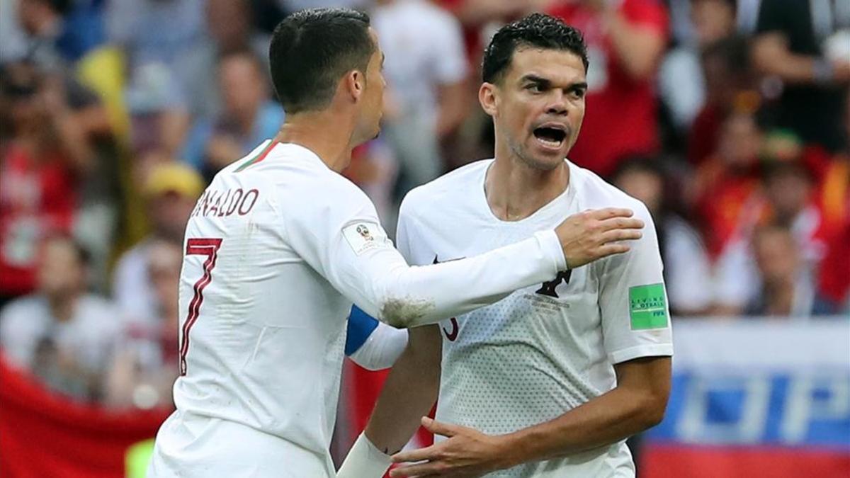 Pepe junto a Cristiano Ronaldo con la selección portuguesa