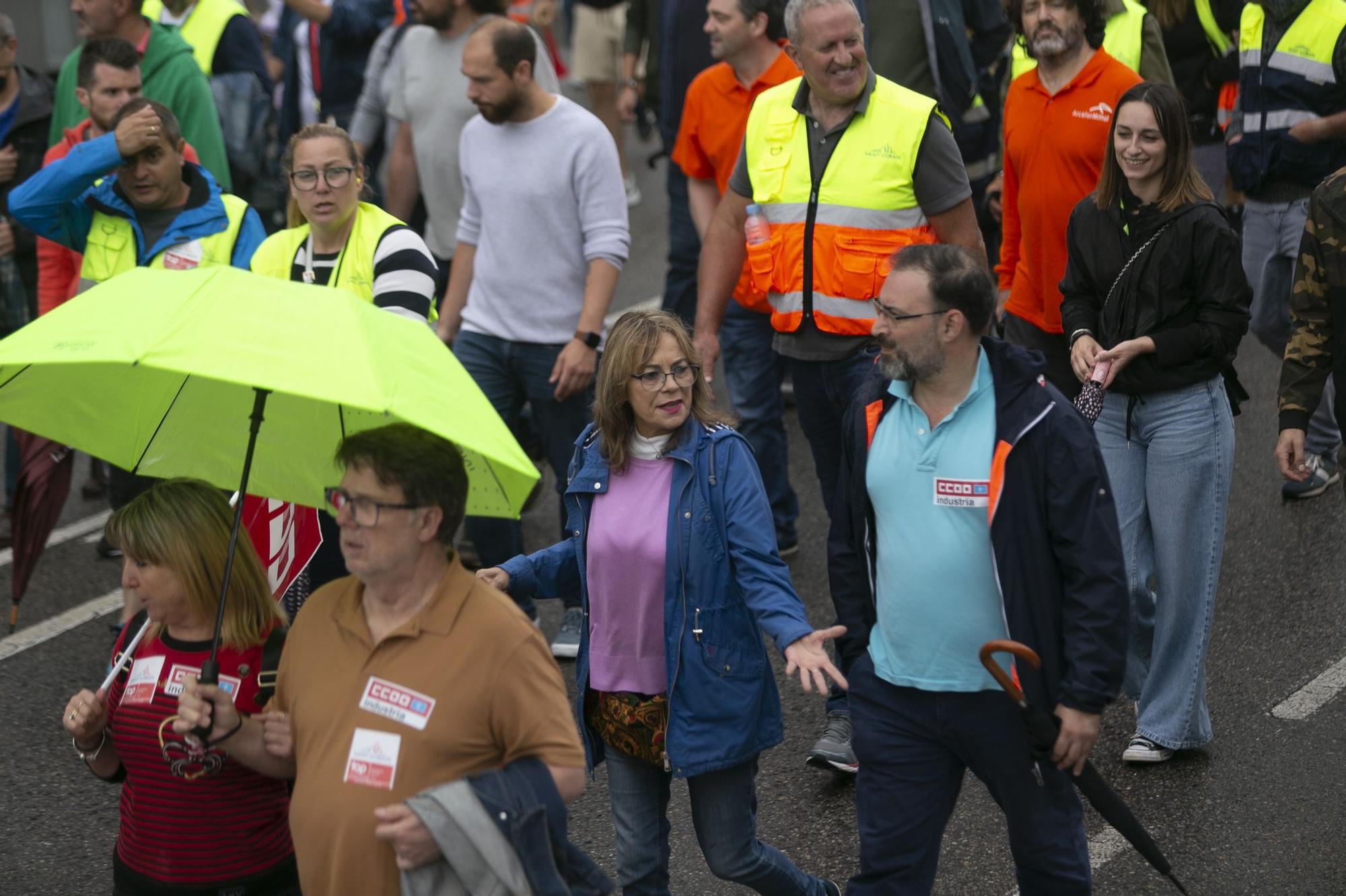 EN IMÁGENES: así transcurrió la marcha de los trabajadores de Saint-Gobain