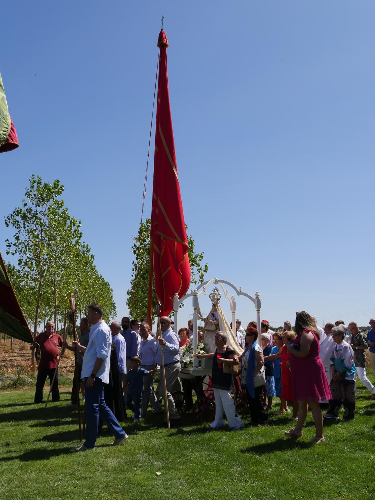 GALERÍA | Así ha vivido Abraveses de Tera su romería a la Virgen de las Encinas