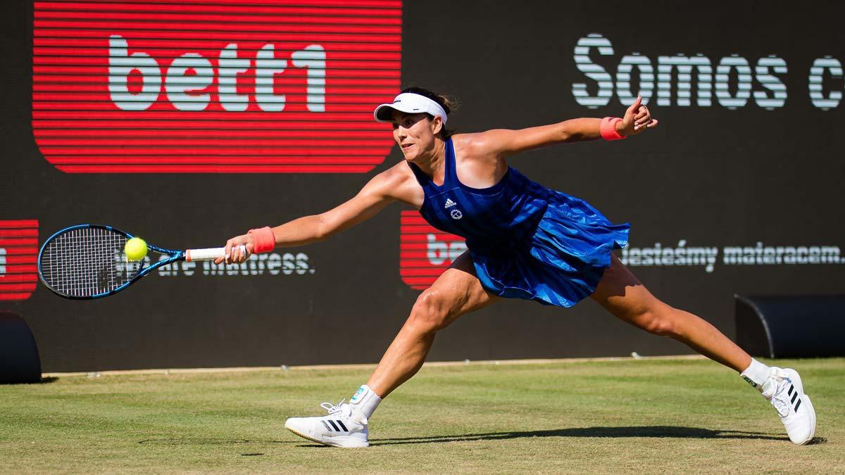 Muguruza se ve sorprendida por Cornet