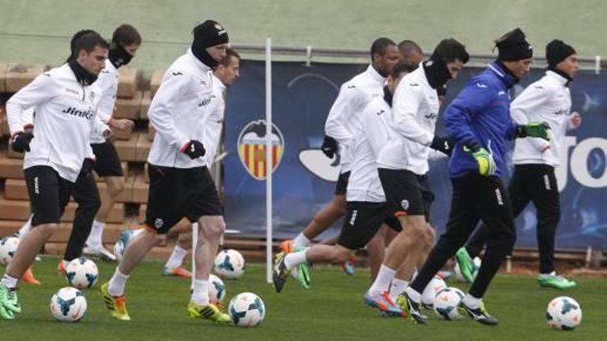 La plantilla, en una imagen del entrenamiento realizado ayer en la Ciudad Deportiva.