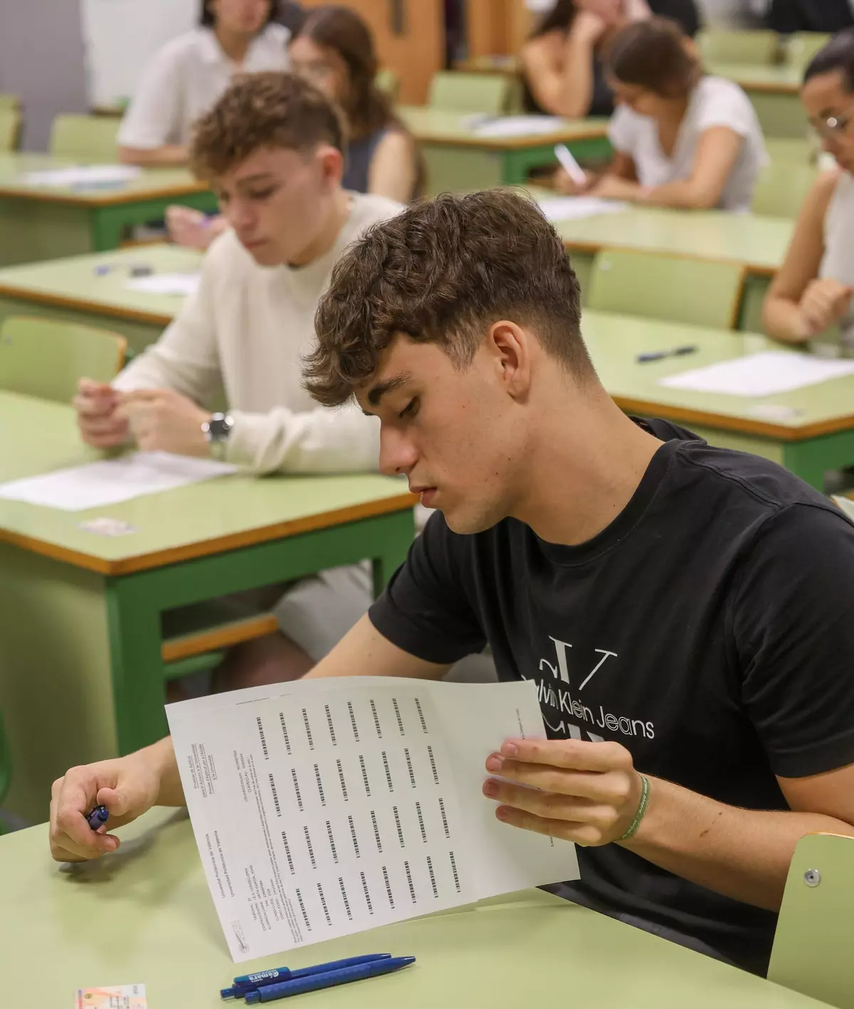 1.300 batxillers obtenen el títol ‘exprés’ del C1 de Valencià este curs: per què