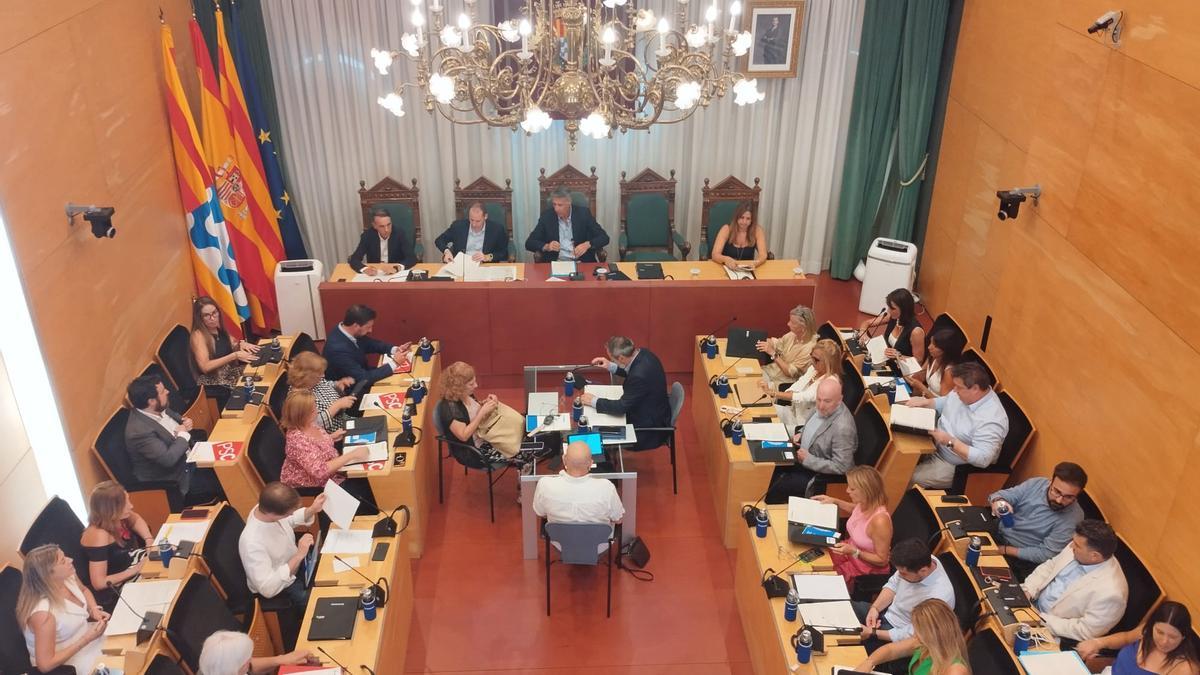 Imagen del Pleno extraordinario del Ayuntamiento de Badalona del pasado martes 23 de julio