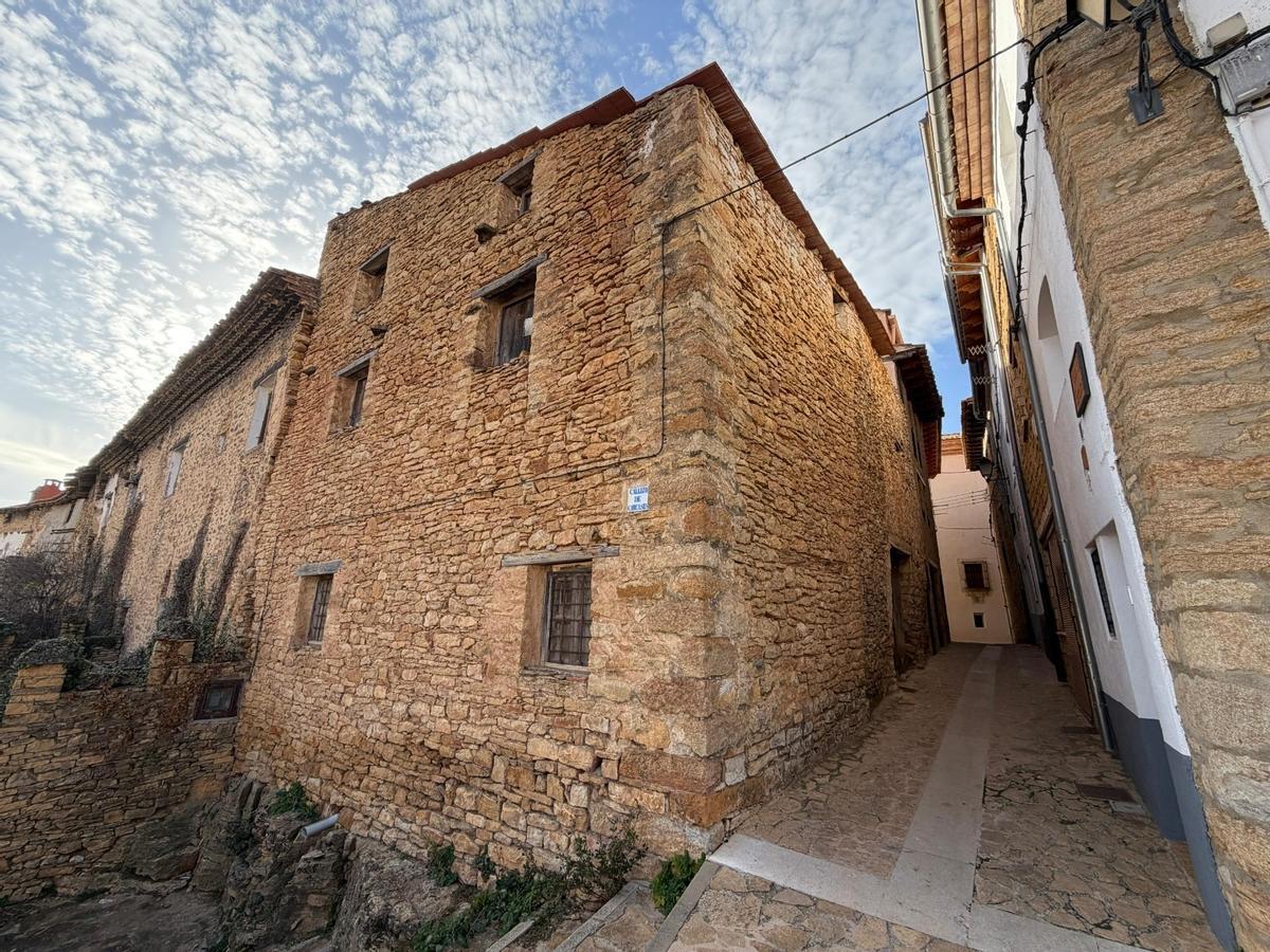 La Iglesuela del Cid (Teruel) impulsa la rehabilitación de viviendas para atraer nuevos pobladores.