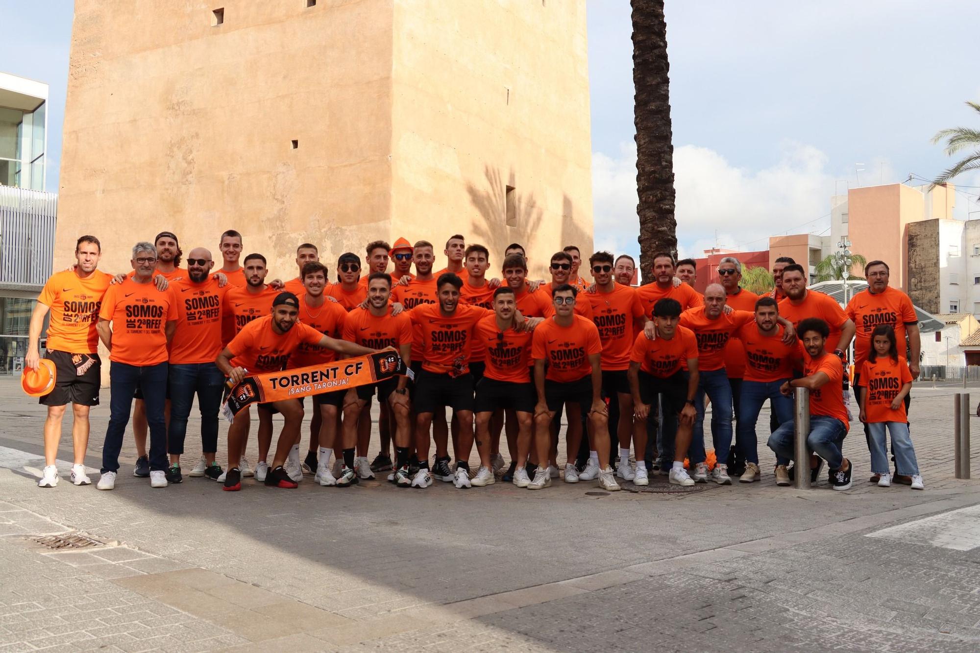 El Torrent CF celebra su ascenso a 2 RFEF