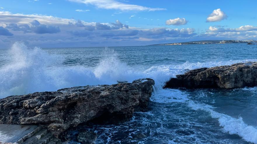 La Guardia Civil recupera en Bendinat el cadáver de una mujer ahogada durante el temporal en Mallorca