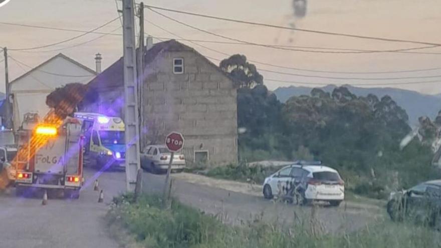 Vehículos de emergencias, el viernes, en el lugar del accidente.   | // FDV