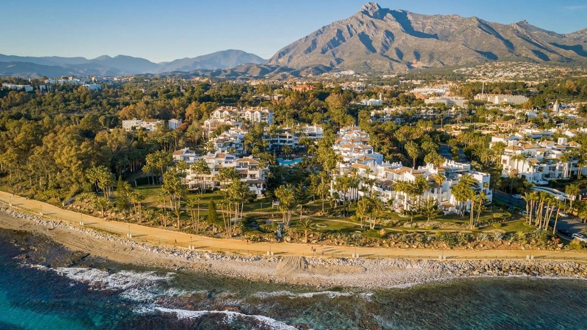 Una vista de la zona de Puente Romano en Marbella.