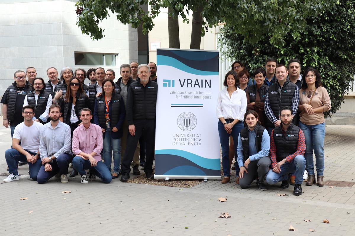 Equipo de investigadores de VRAIN.